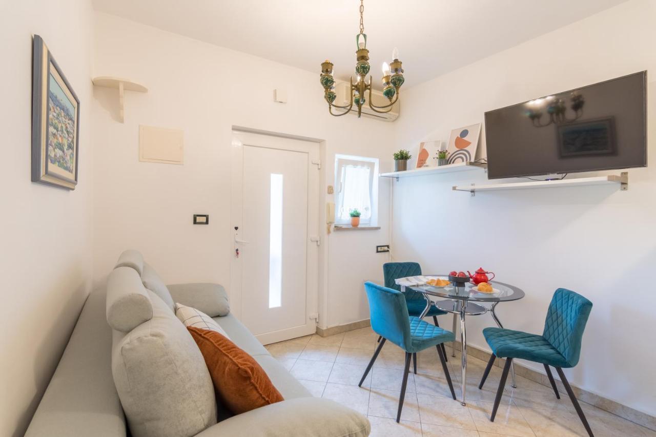 Secret Garden Apartment Poreč Dış mekan fotoğraf